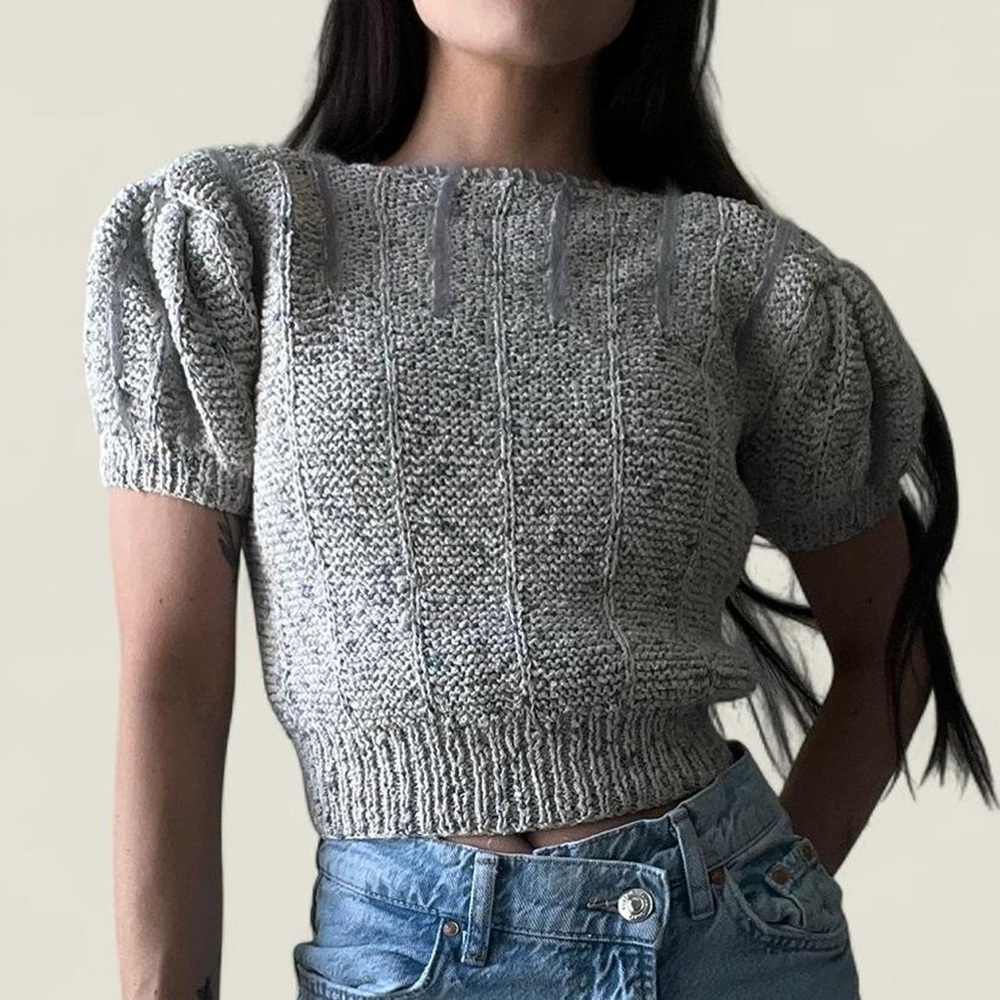 Gray Knit Puff Sleeve Blouse